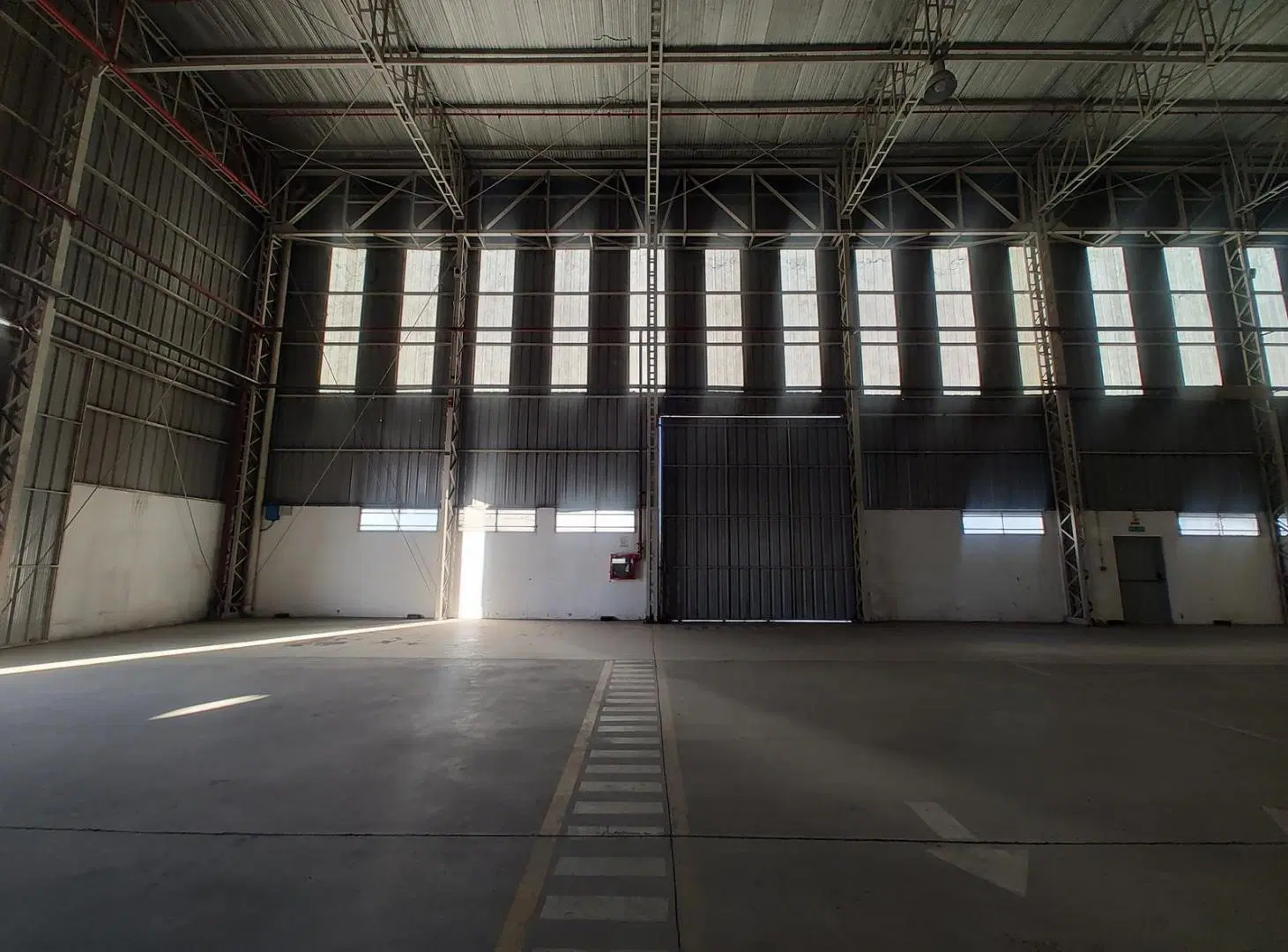 Depósito 1500m2 con Rociadores, Oficina, Baños y Seguridad 8
