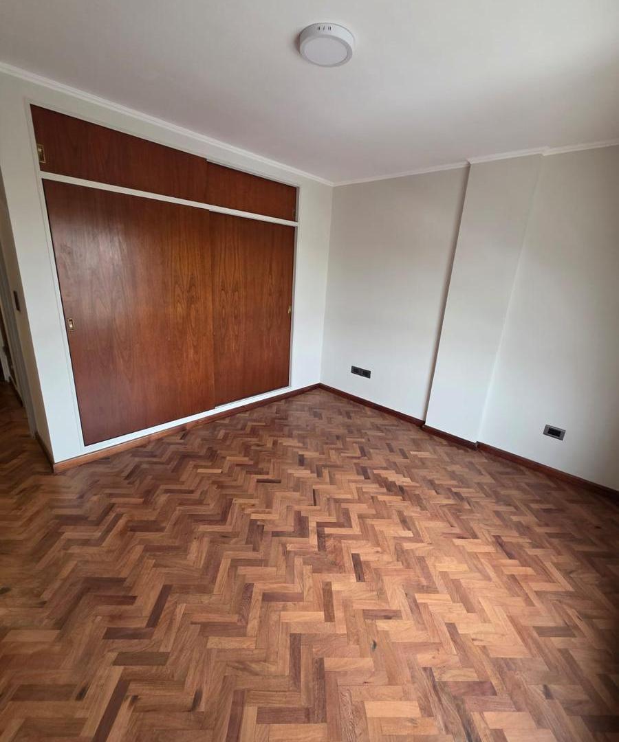 Foto de Hermoso Departamento en Pleno Centro de la Ciudad de Rio Cuarto, imagen 1