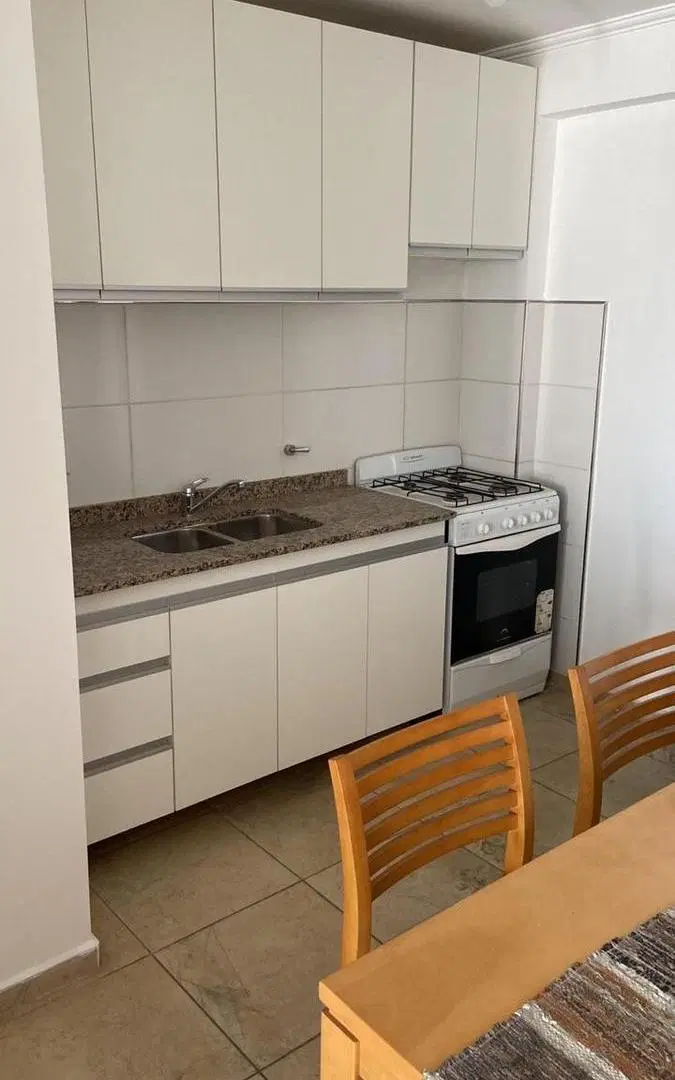 Departamento en Centro con Balcon, Pileta y Asadores 3