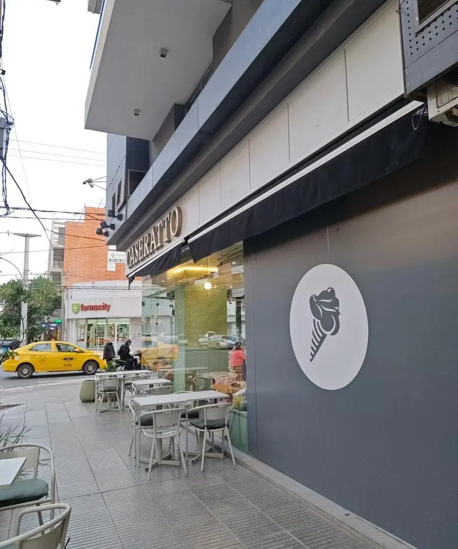 Excelente Local en Venta en la Mejor Esquina de General Paz 2