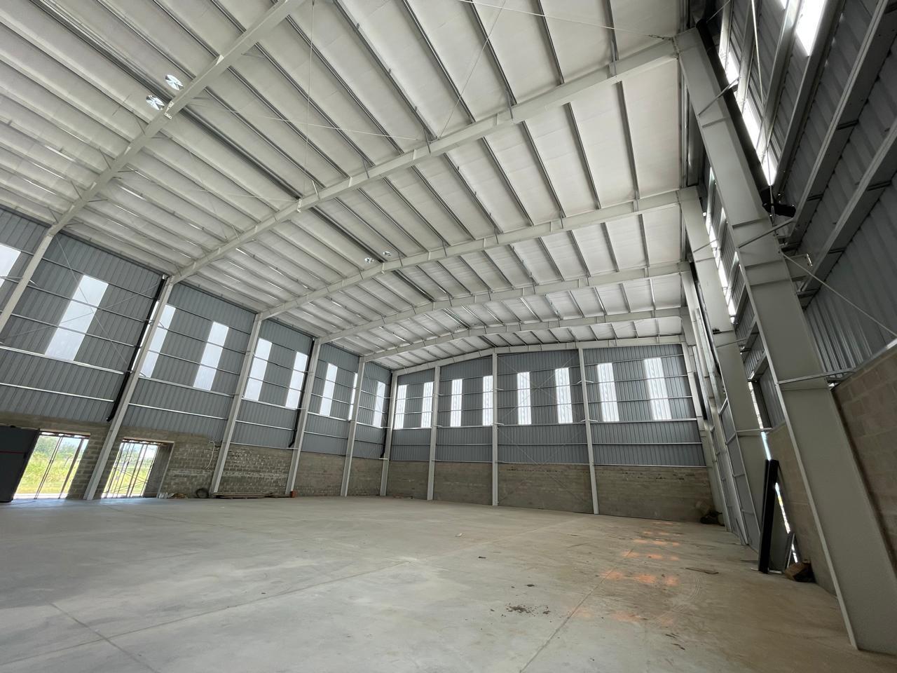 Foto de Depósito Zona Norte sobre Cicunvalacion . 430m2 con Oficinas . Seguridad 24 hs., imagen 3