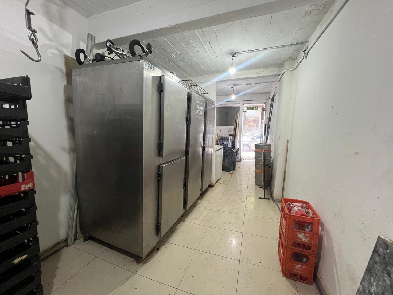 Foto de Local comercial en Nueva Cordoba . 60m2 . Alto transito peatonal y, imagen 2