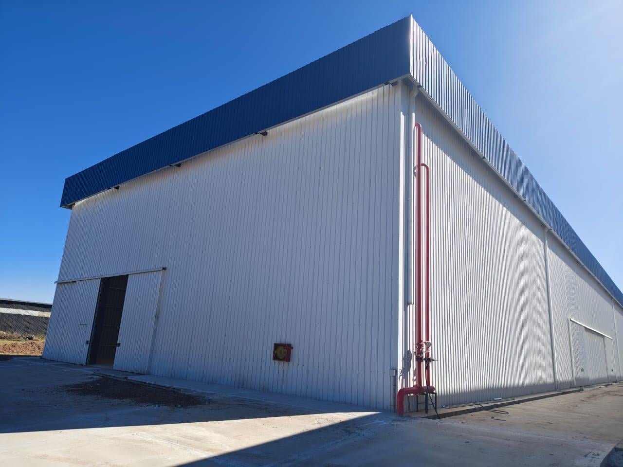 Foto de Deposito 1800m2 . Polo 52 . Oficinas, baños y rociadores . AUT CBA, imagen 3