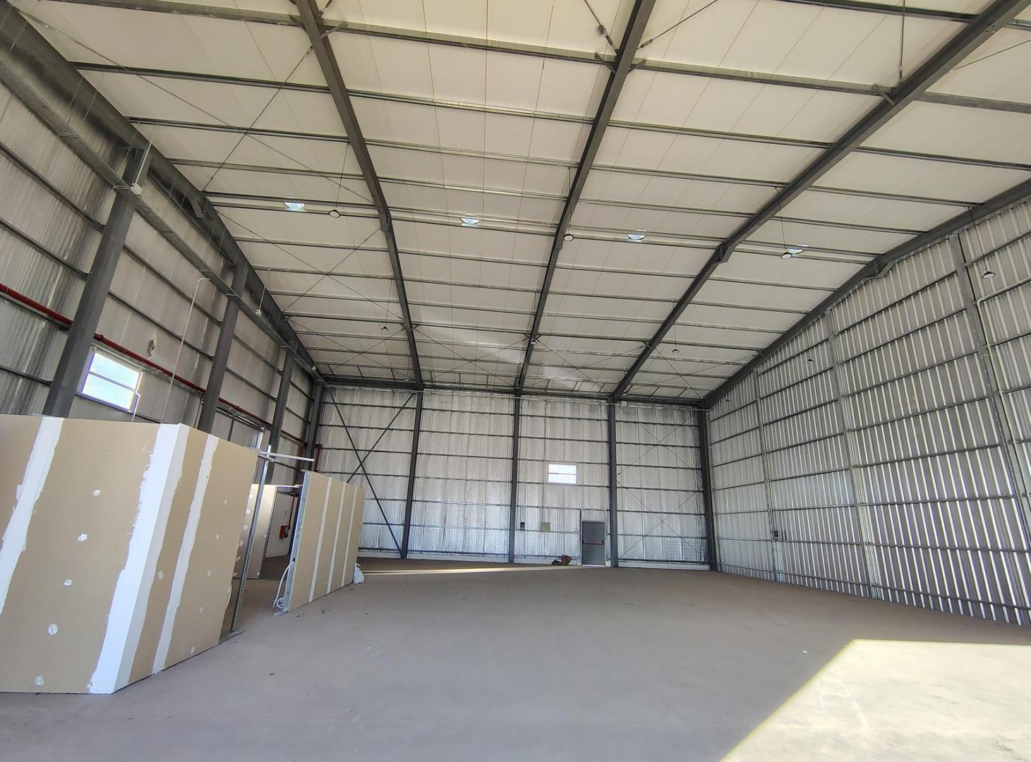 Foto de Depósitos desde 500m2 hasta 4.000m2 en predio industrial logistico, imagen 3