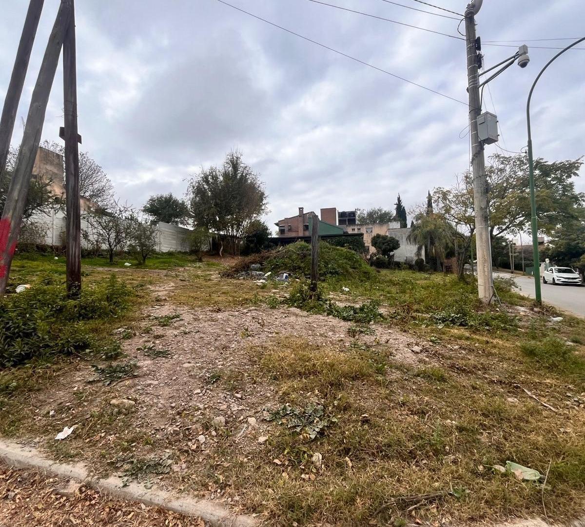 Foto de Terreno en Venta 720m2 en esquina - Cumbres de Villa Allende, imagen 3
