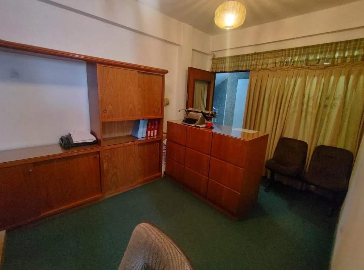 Foto de OFICINA EN VENTA ZONA CENTRO SOBRE AVENIDA OLMOS, imagen 2