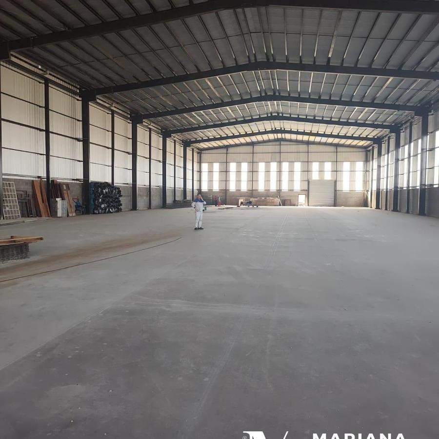 Foto de ZONA SUR - COMPLEJO SEGURIDAD 24 HS - 2.400M2 cub 9200 m2 terr - ZONA, imagen 3