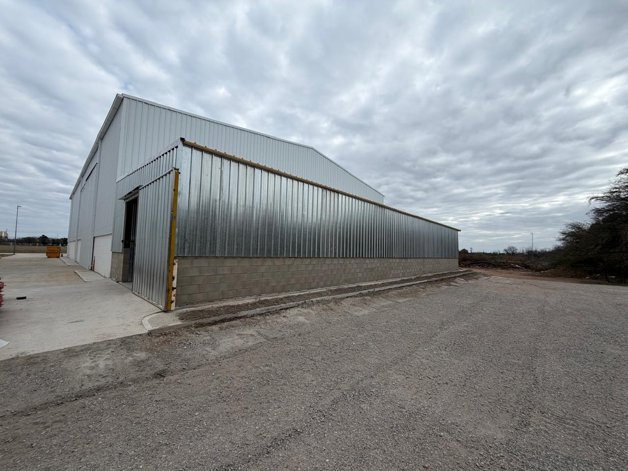 Foto de NAVE INDUSTRIAL EN VENTA EN ECOPARQUE | CON RENTA EN USD | ESCRITURA, imagen 5