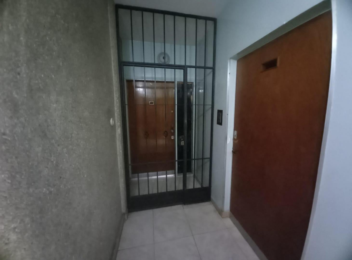 Foto de Departamento de Dos Dormitorios en Alquiler Zona Centro - Externo Con, imagen 2