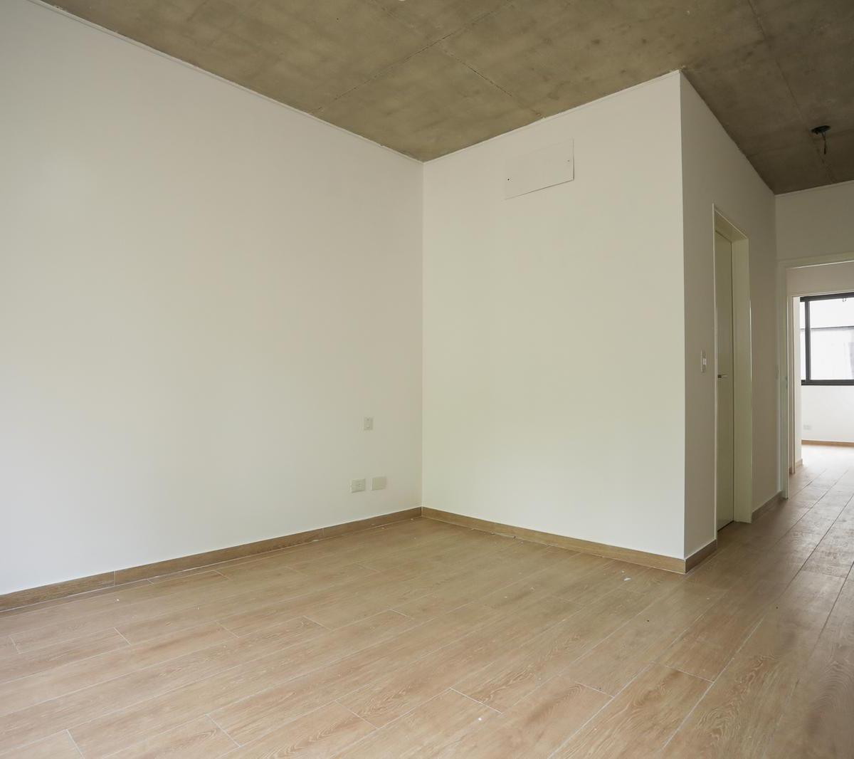 Amplio y Luminoso 4 Amb con Parrilla Propia en Balcon de 18 m². Incluye Cochera - Caballito Sur 5