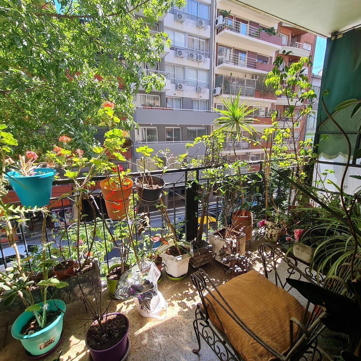 Venta - 4 Ambientes Al Frente C/balcón - Luminoso - Cochera - Belgrano 3