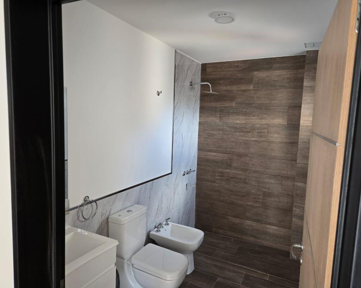 Venta - 3 Ambientes C/balcón - a Estrenar - Floresta 2