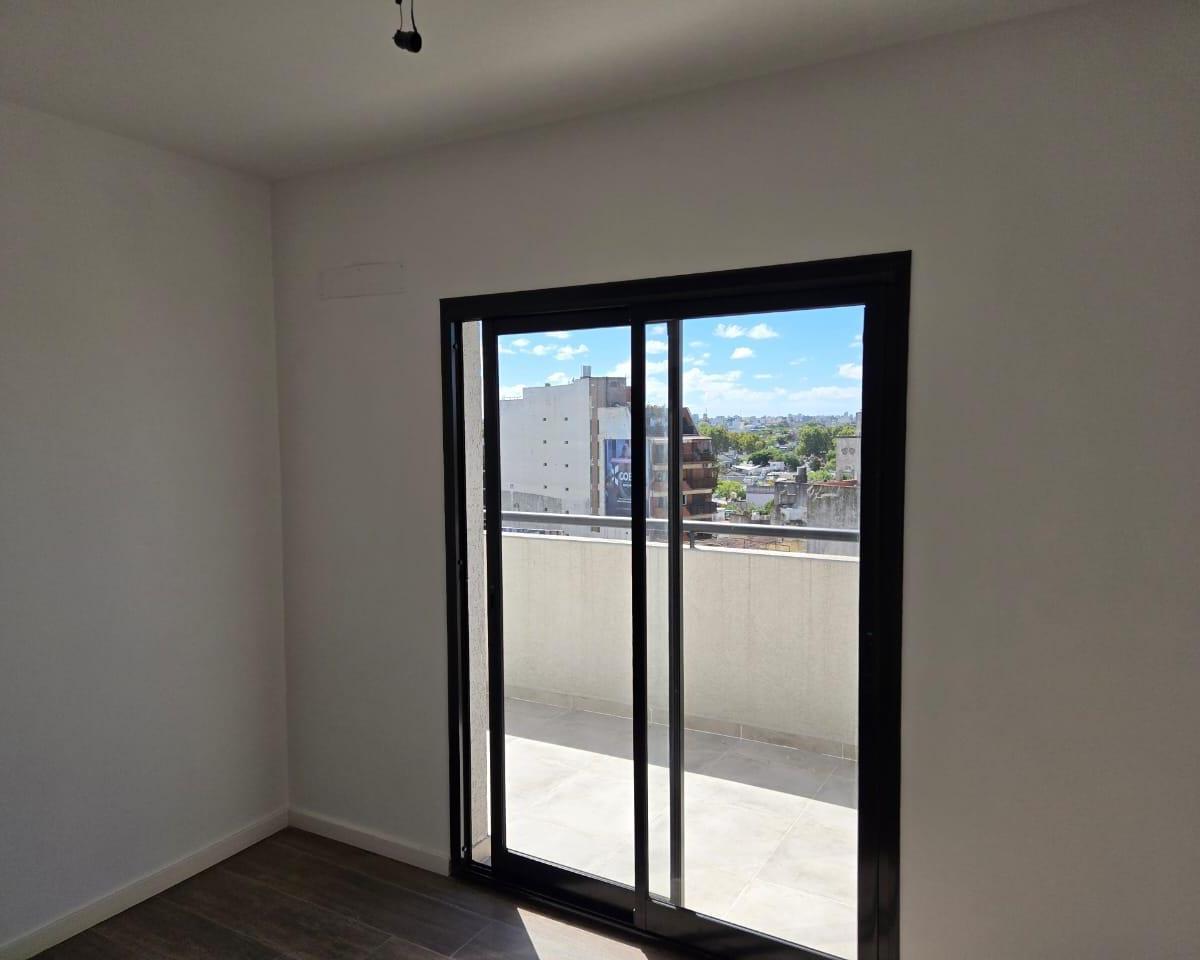 Venta - 3 Ambientes C/balcón - a Estrenar - Floresta 1