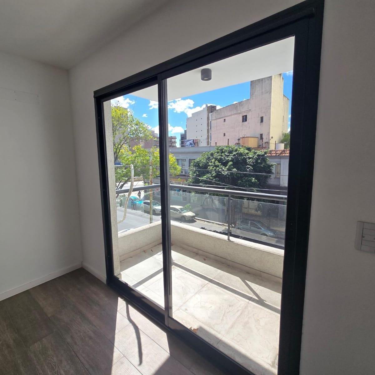Venta - Monoambiente C/balcón - a Estrenar - Floresta 1