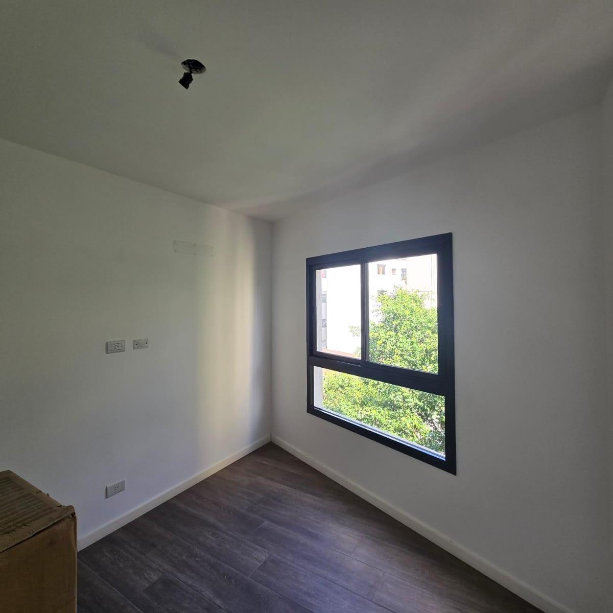 Venta - Monoambientes C/balcón - a Estrenar - Floresta 2