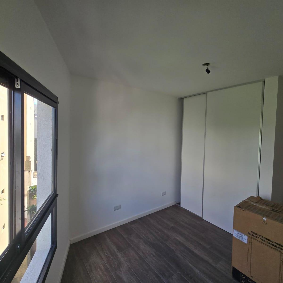 Venta - Monoambientes C/balcón - a Estrenar - Floresta 1
