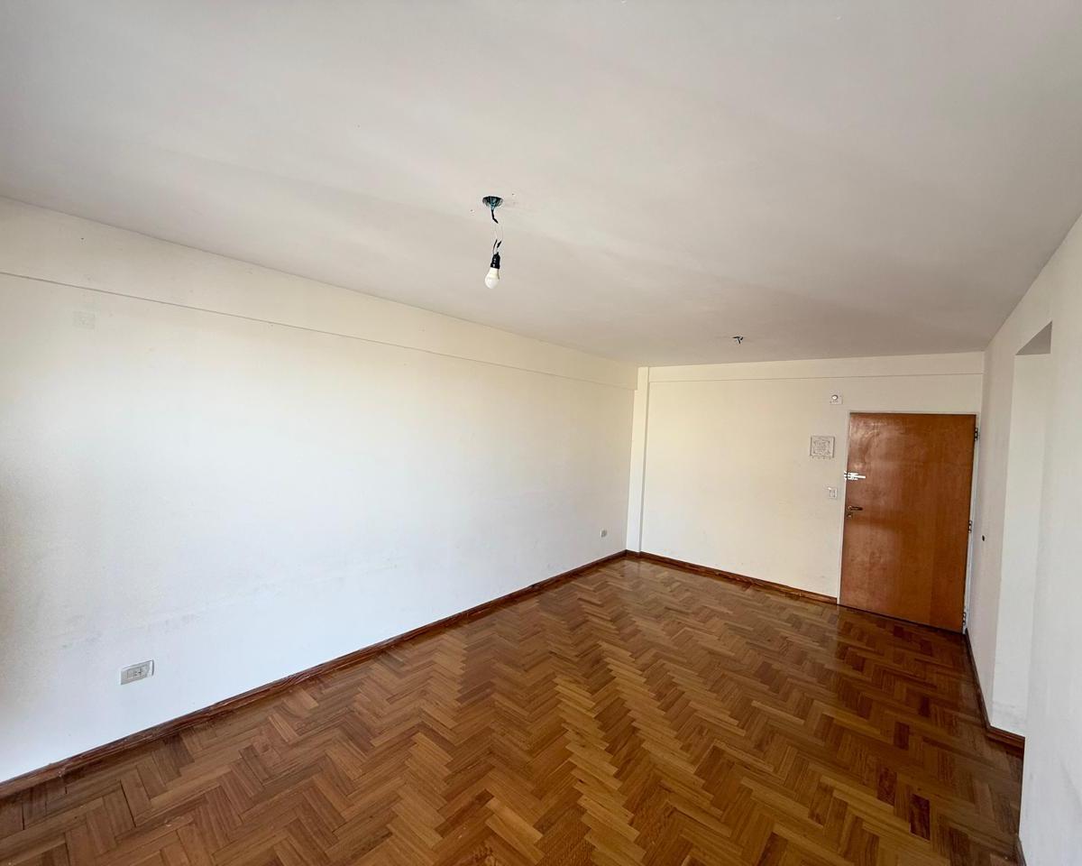 Venta - Departamento - Flores 4
