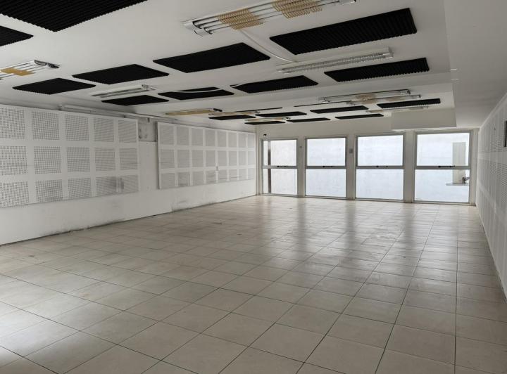 Edificio en block en VENTA o ALQUILER 2