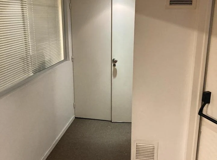 Foto de ALQUILER – OFICINA EN QUINTO PISO – TUCUMÁN 373, imagen 5