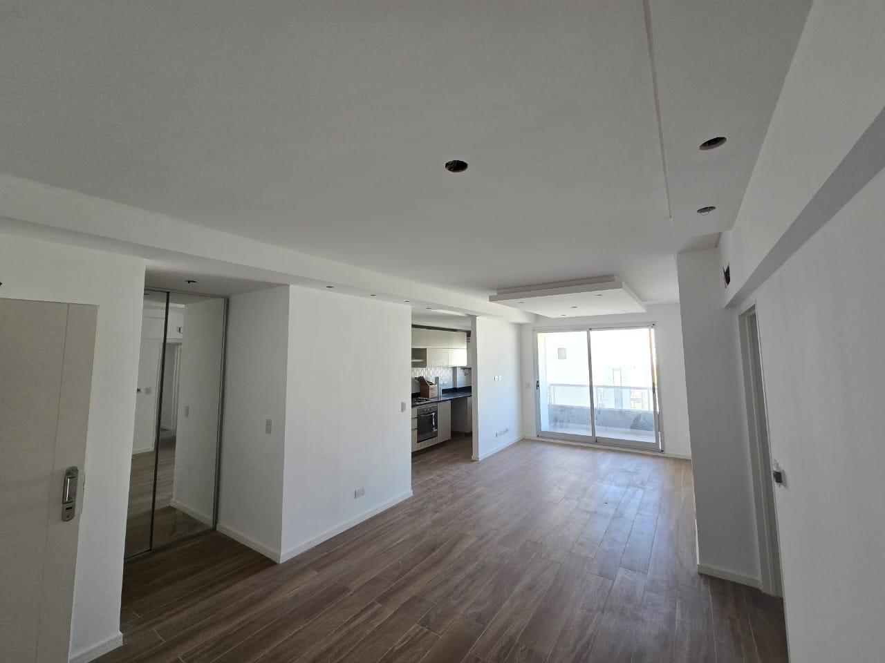 Foto de VENTA - 4 AMBIENTES CON BALCÓN - FULL AMENITIES - A ESTRENAR - VILLA, imagen 2
