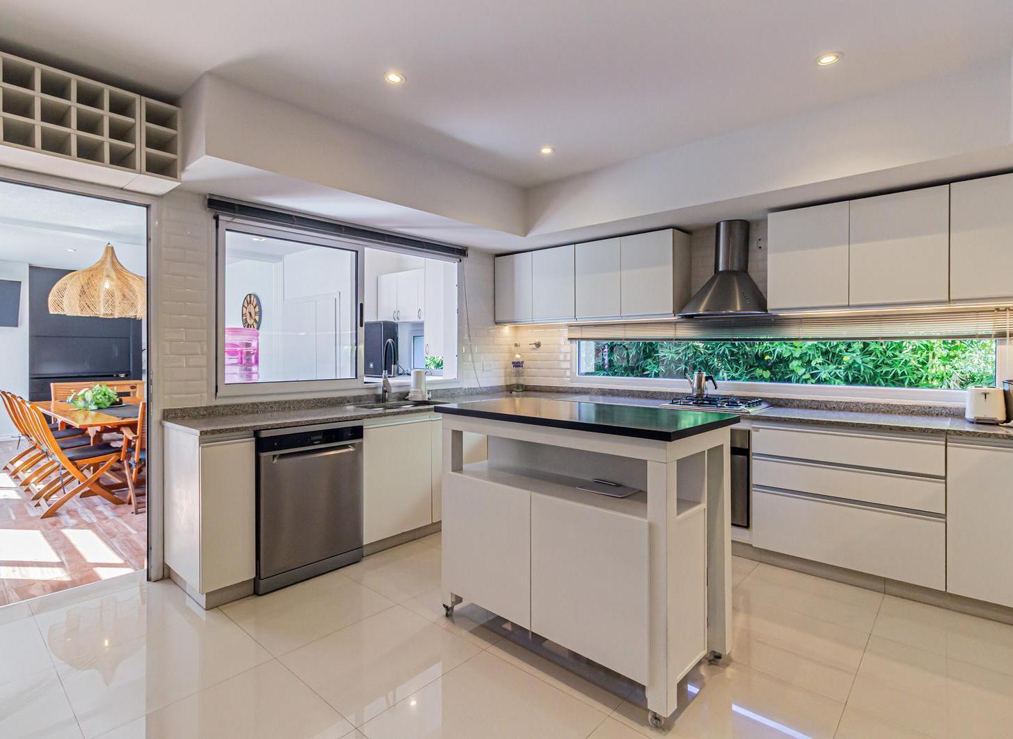 Casa 4 ambientes en Venta en barrio cerrado Altos de Hudson II, Berazategui