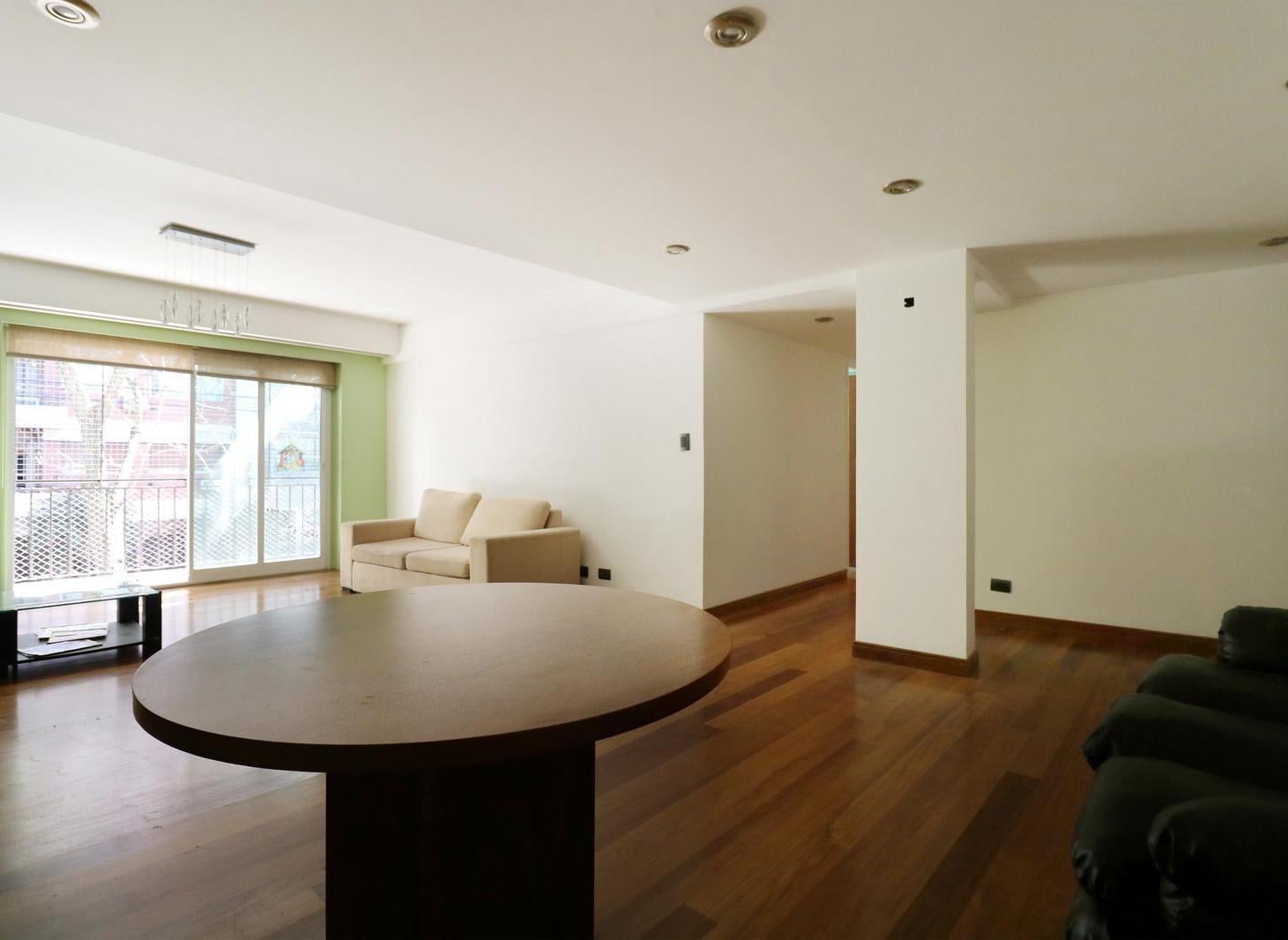 Venta - 4 Ambientes c/ balcón - Luminoso - Belgrano