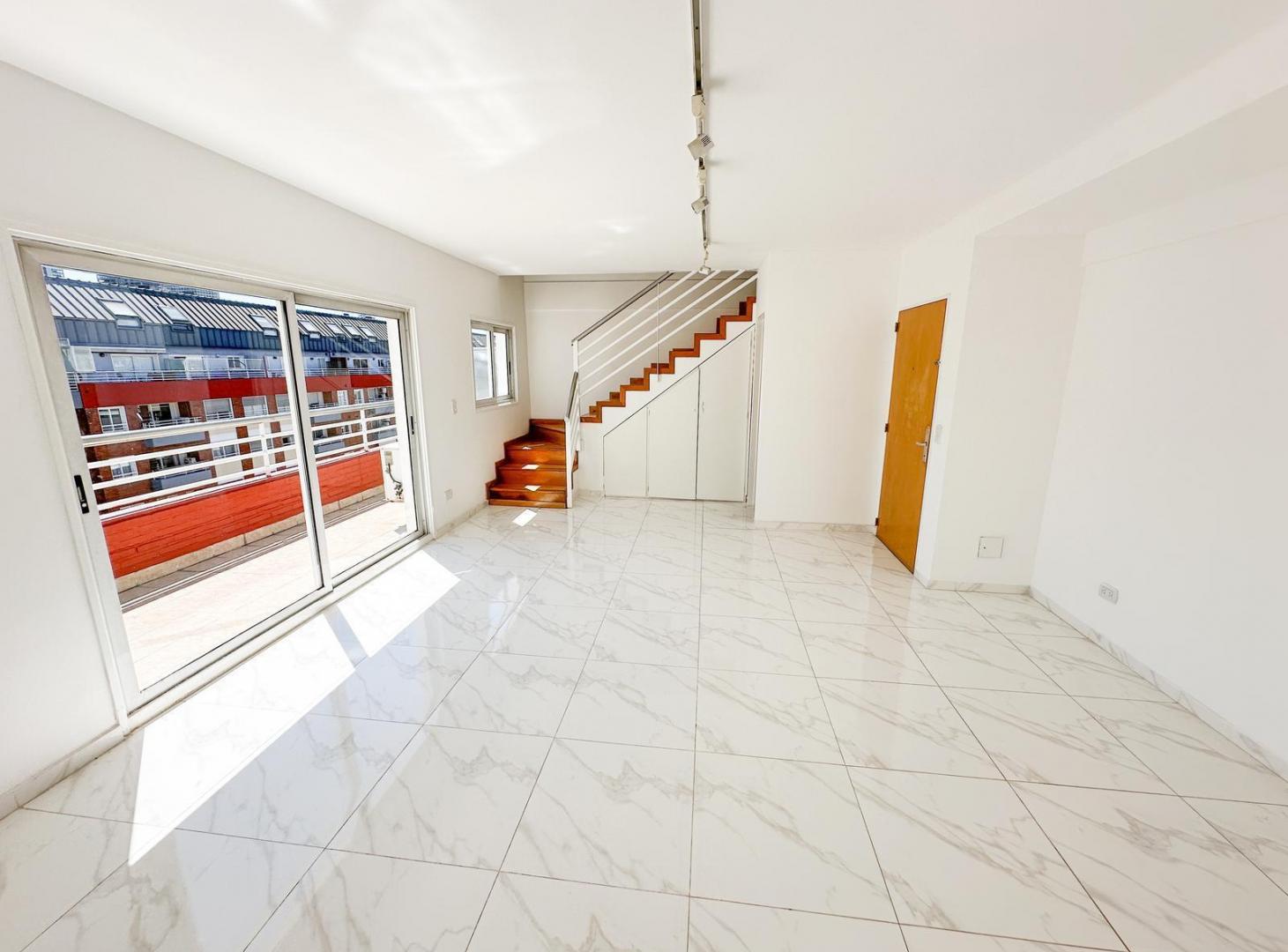 Venta - Duplex de 3 Ambientes con Balcón - Terrazas - Puerto Madero.