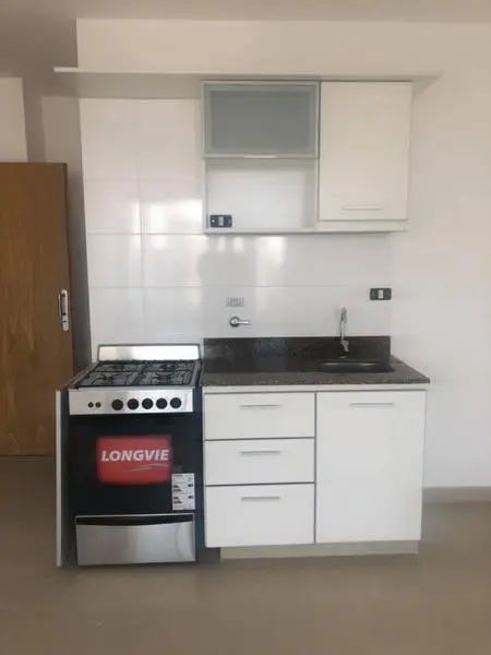 Venta - Monoambiente c/balcón - Monserrat 4