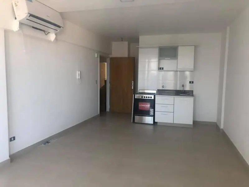 Venta - Monoambiente c/balcón - Monserrat 1