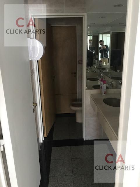 ALQUILER – OFICINAS CON BALCÓN PERIMETRAL – PISOS 2°, 5° Y 6° – EXCELENTE ESTADO