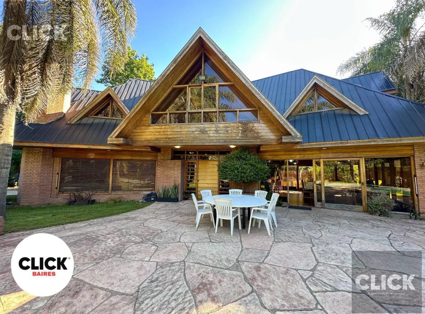 Casa quinta 9 ambientes en venta/alquiler en Barrio Parque El Trébol 4