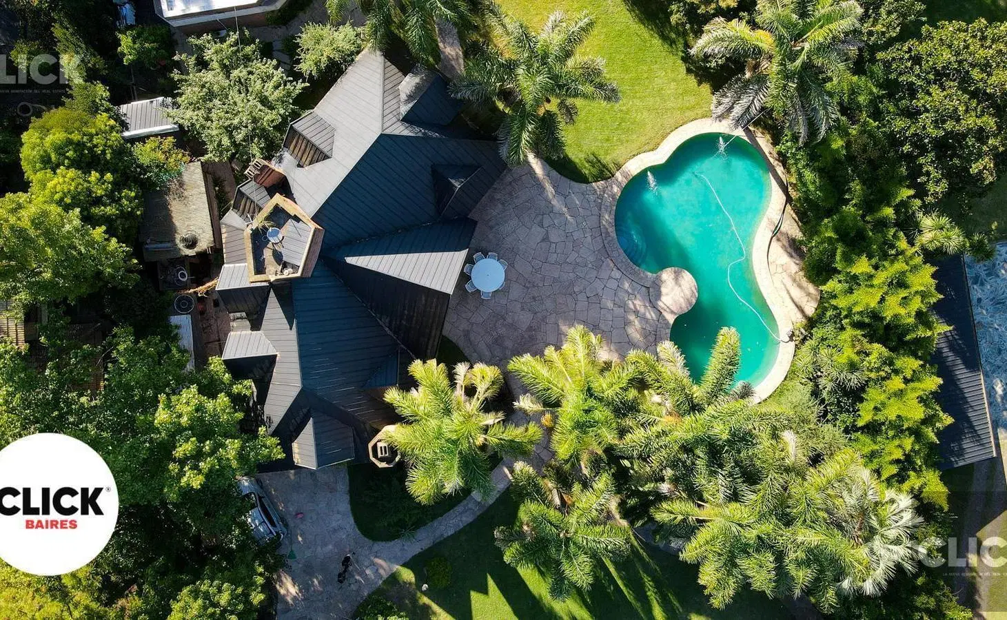 Casa quinta 9 ambientes en venta/alquiler en Barrio Parque El Trébol 4