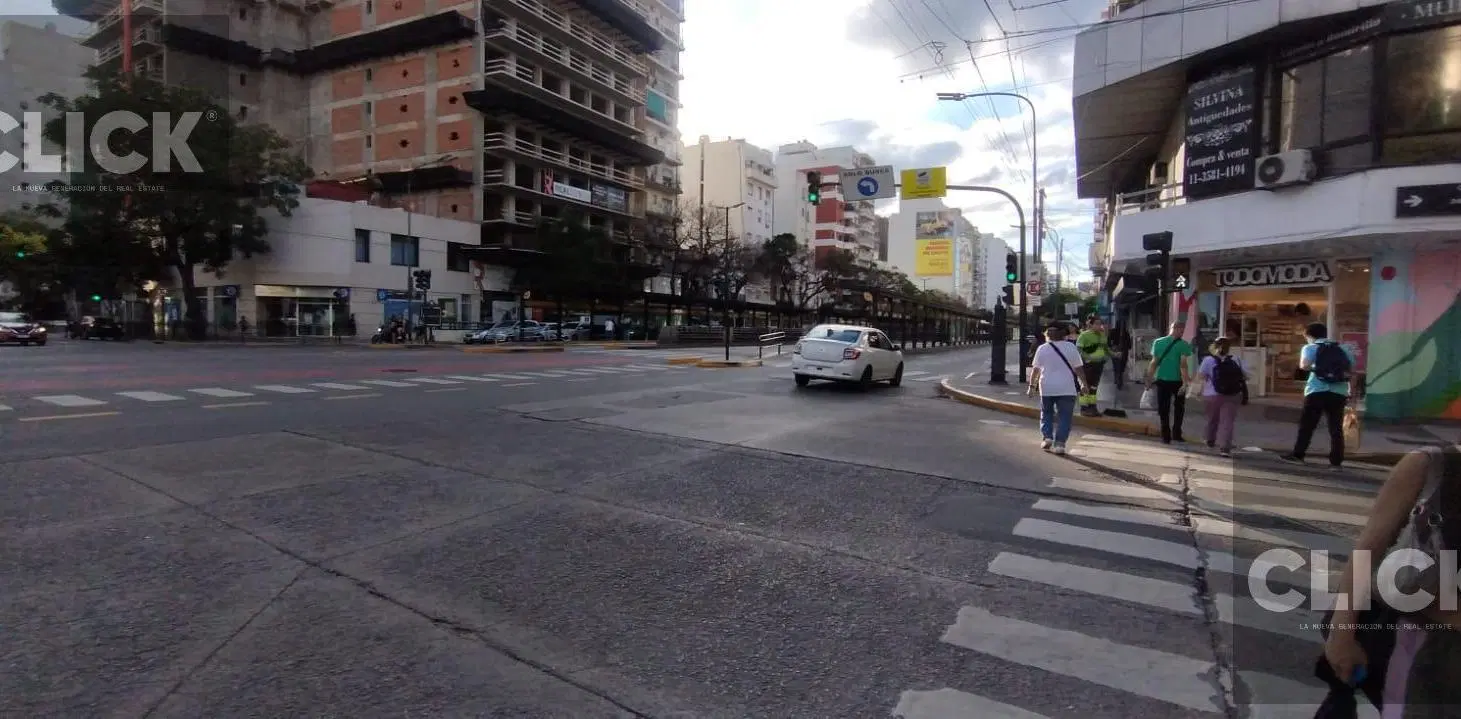 VENTA - 3 AMBIENTES C/BALCÓN - BELGRANO 5