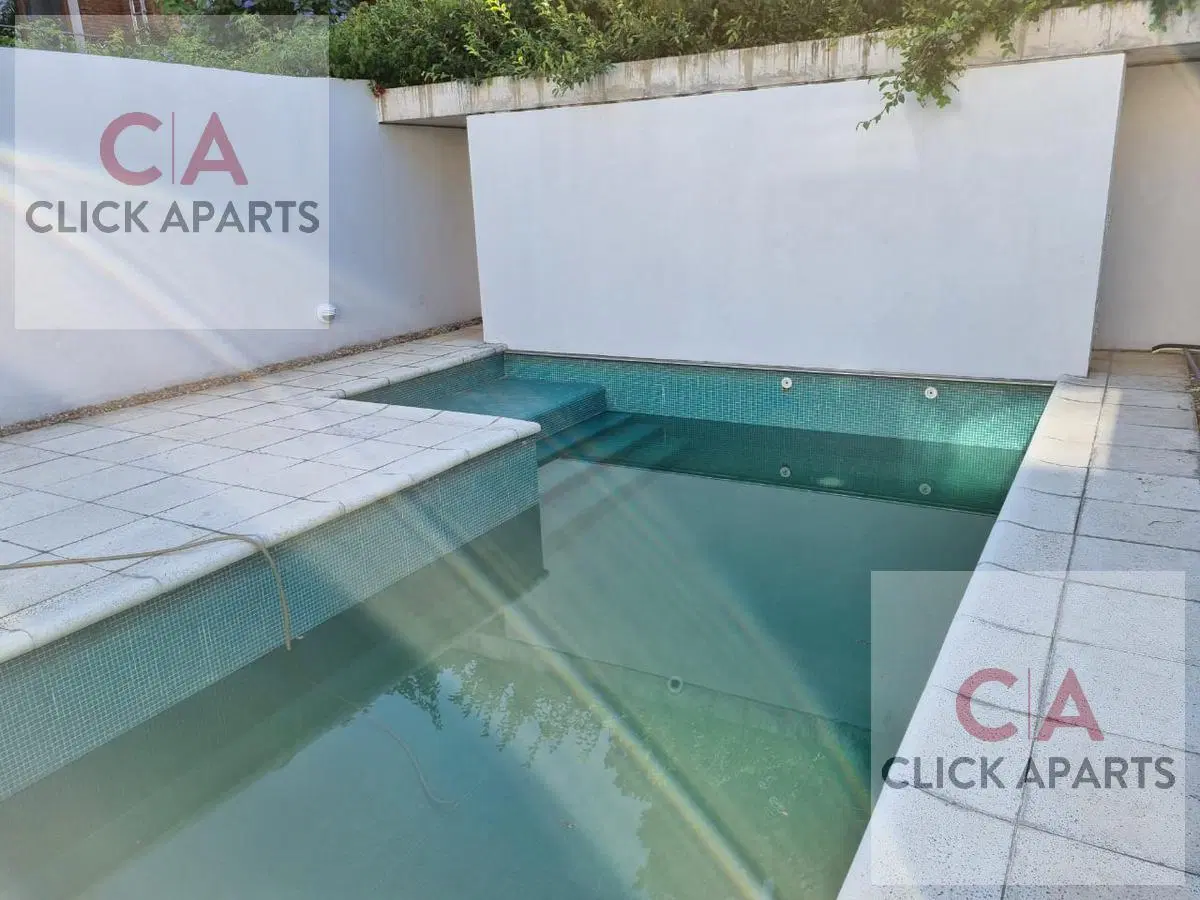 VENTA - CASA LOTE PROPIO - JARDÍN - PILETA - CON RENTA - BELGRANO R 2