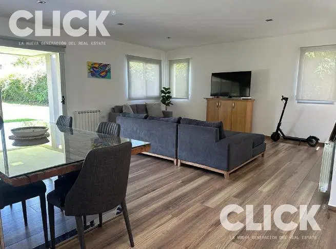 Casa 6 ambientes en venta y alquiler en Barrio Los Naranjos 2