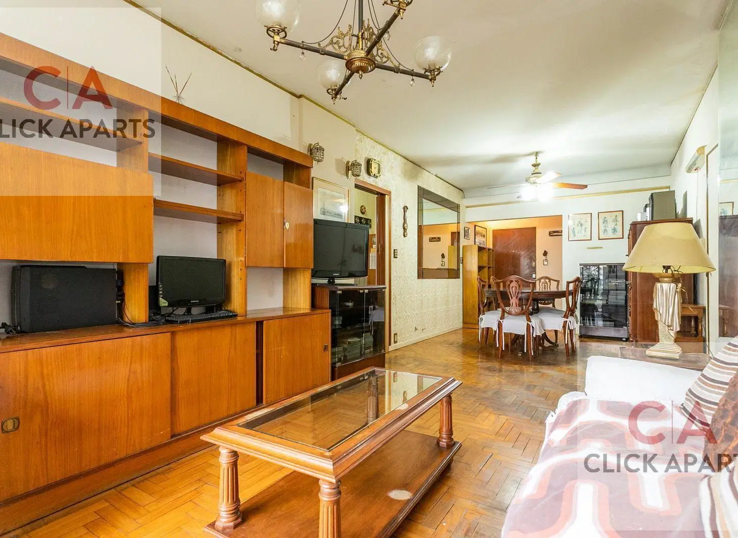 VENTA - 3 AMBIENTES CONTRAFRENTE CON BALCÓN – DEPENCENCIA –  COCHERA Y BAULERA - PALERMO 4