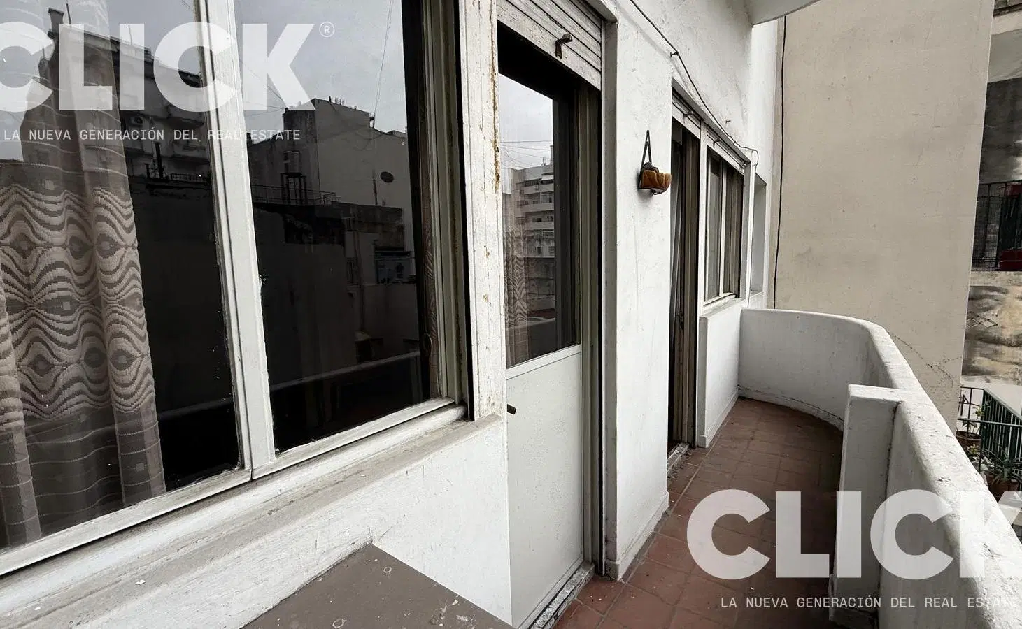 VENTA - DEPARTAMENTO 4 AMBIENTES - BALCON - BALVANERA 3