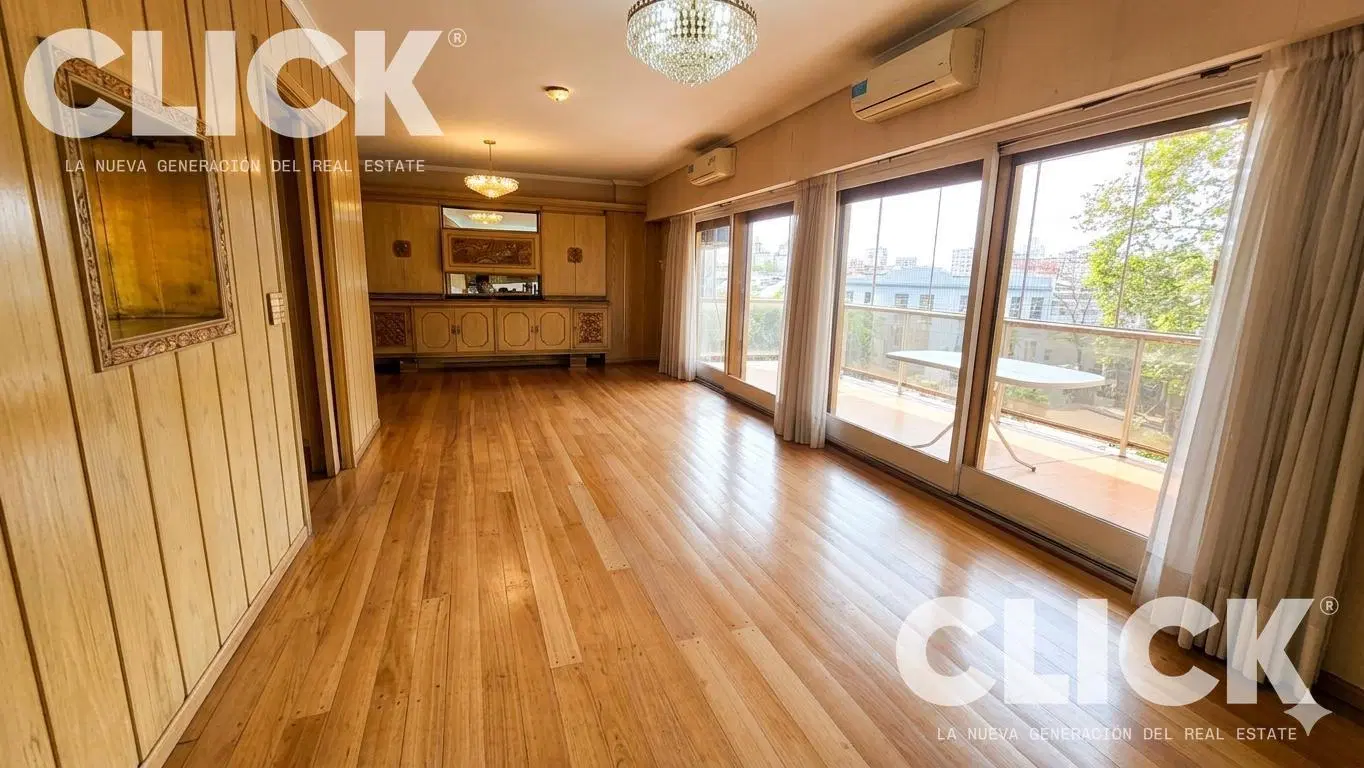Venta Departamento 5 ambientes con balcón y Dependencia de servicio en Villa Crespo 5