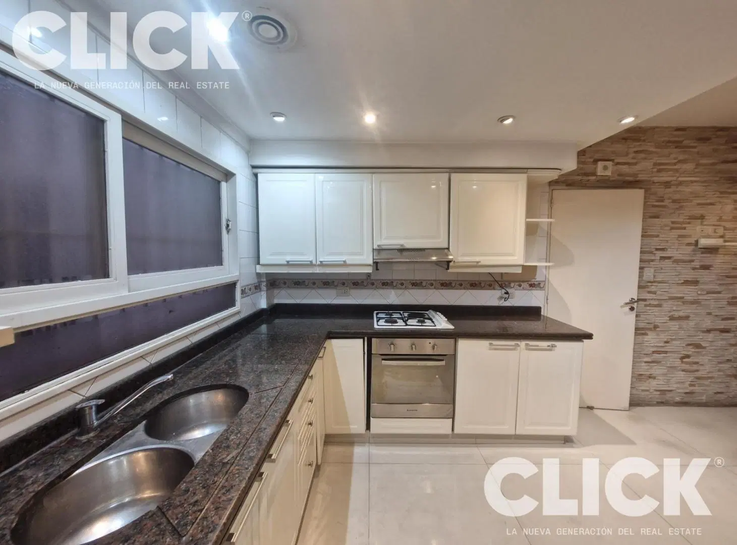 Venta - Departamento 5 ambientes con balcón - cochera - dependencia - Barrio Norte 4
