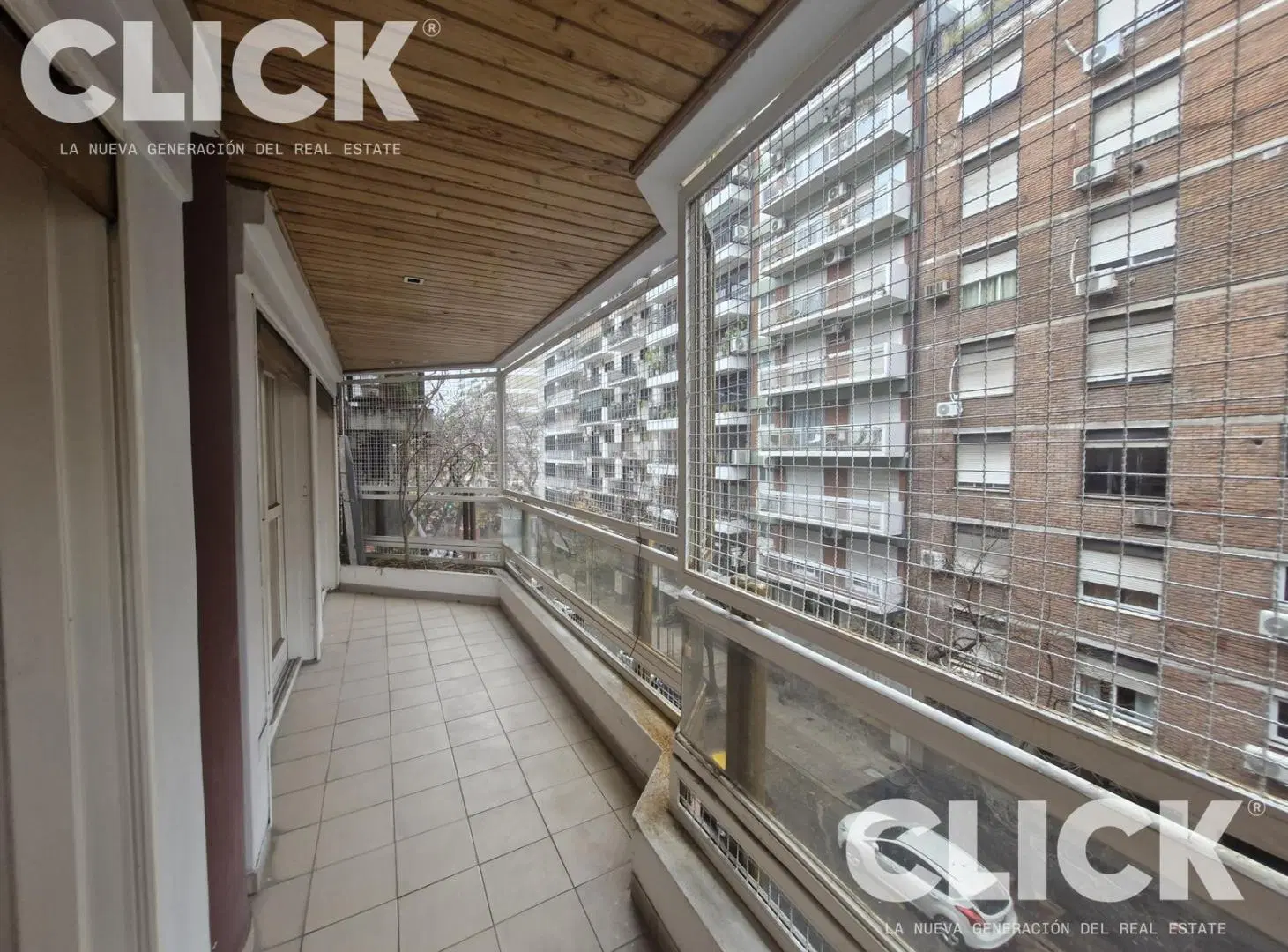 Venta - Departamento 5 ambientes con balcón - cochera - dependencia - Barrio Norte 5