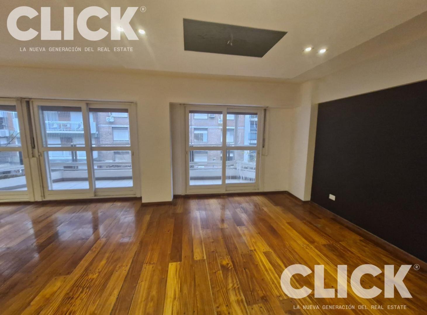 Foto de Venta - Departamento 5 ambientes con balcón - cochera - dependencia, imagen 2