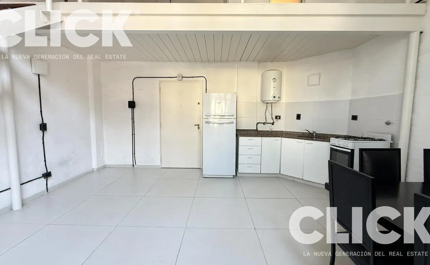VENTA - 2 AMBIENTES TIPO LOFT - LUMINOSO - COCHERA - PALERMO 2