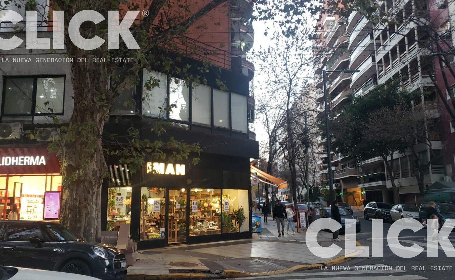 Oficina con entrada independiente PH en esquina Gorostiaga esquina Soldado de la Independencia