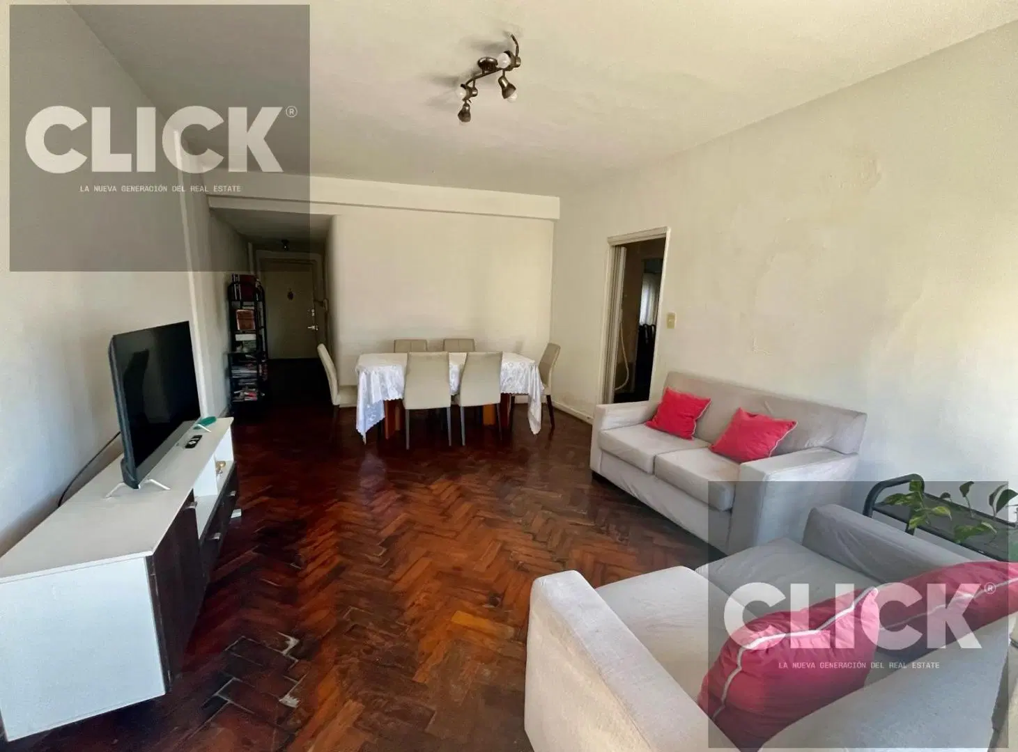 VENTA - 4 AMBIENTES AL FRENTE CON BALCON ATERRAZADO - A REFACCIONAR - BALVANERA 2
