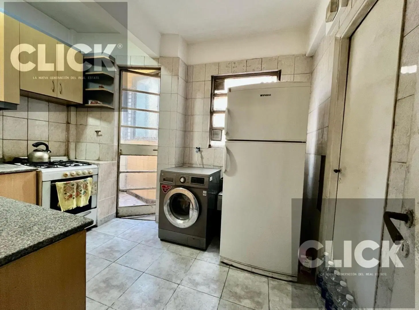 VENTA - 4 AMBIENTES AL FRENTE CON BALCON ATERRAZADO - A REFACCIONAR - BALVANERA 4