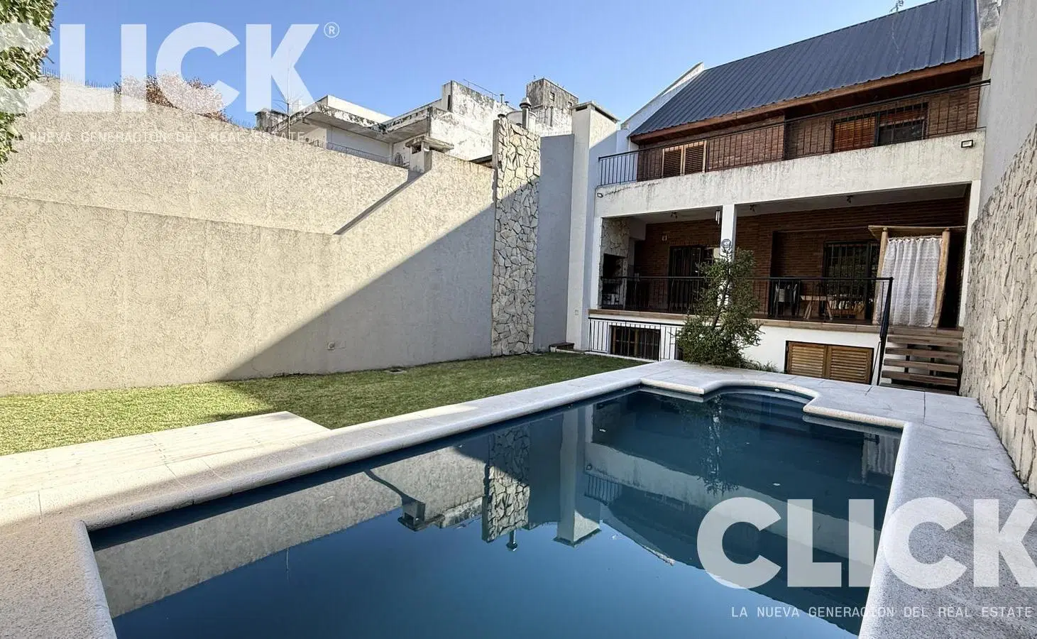 Venta - Casa 6 ambientes con Jardín y Pileta - Villa Ortuzar 5