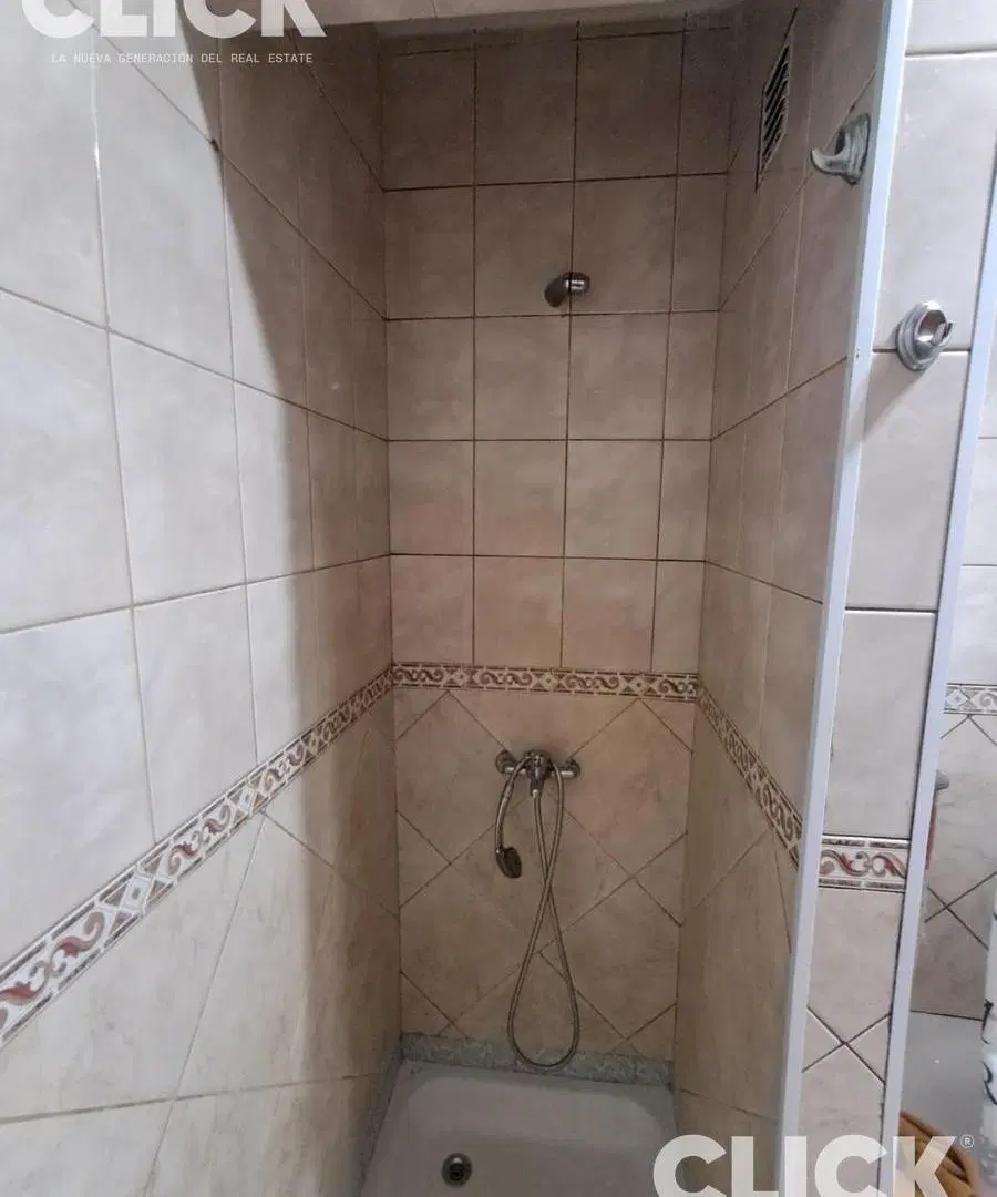 Casa VENTA 4 ambientes en Lujan Barrio juan XXIII GRAN TERRENO 8