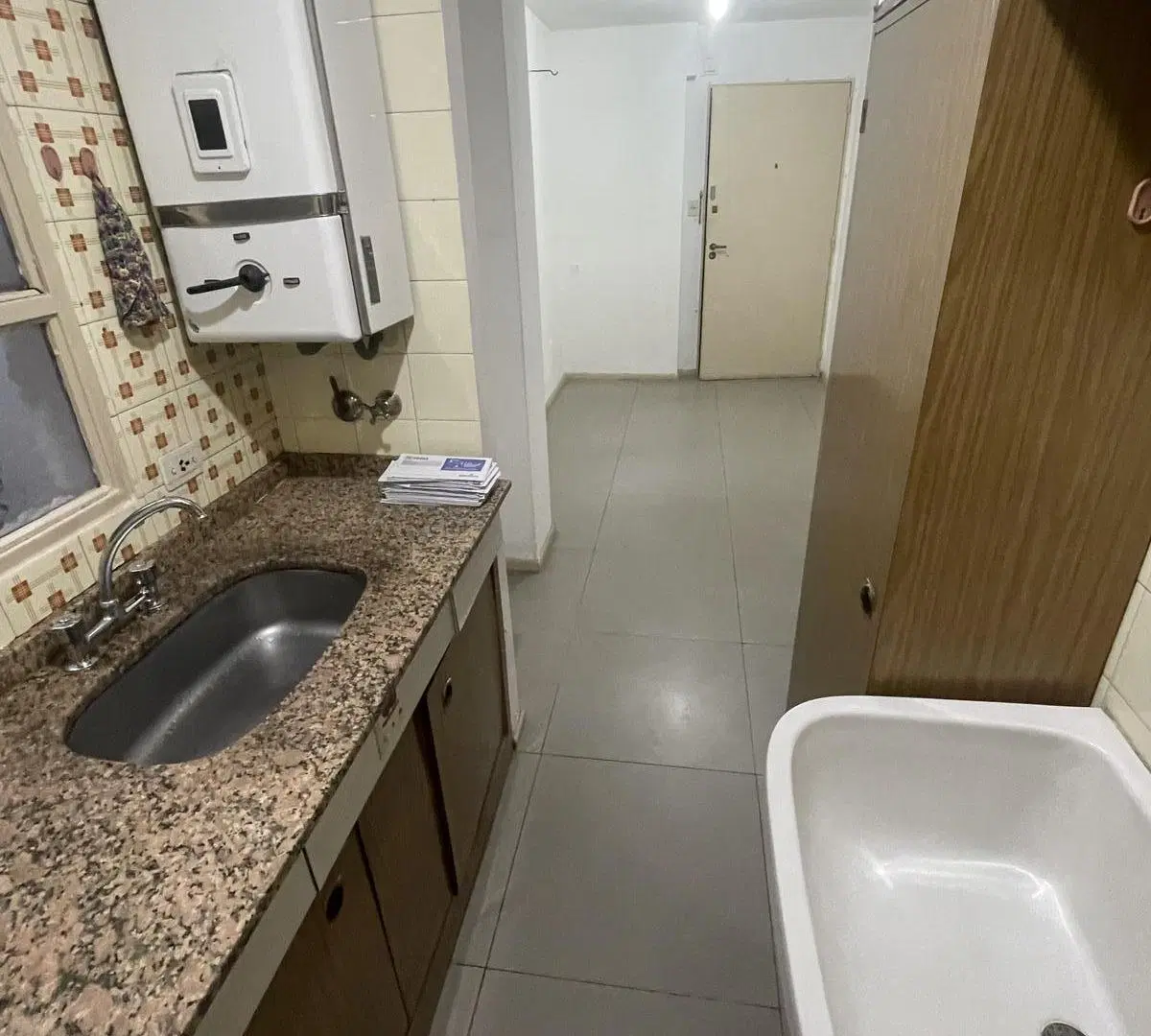 VENTA - 2 Ambientes con balcón - CABALLITO 5