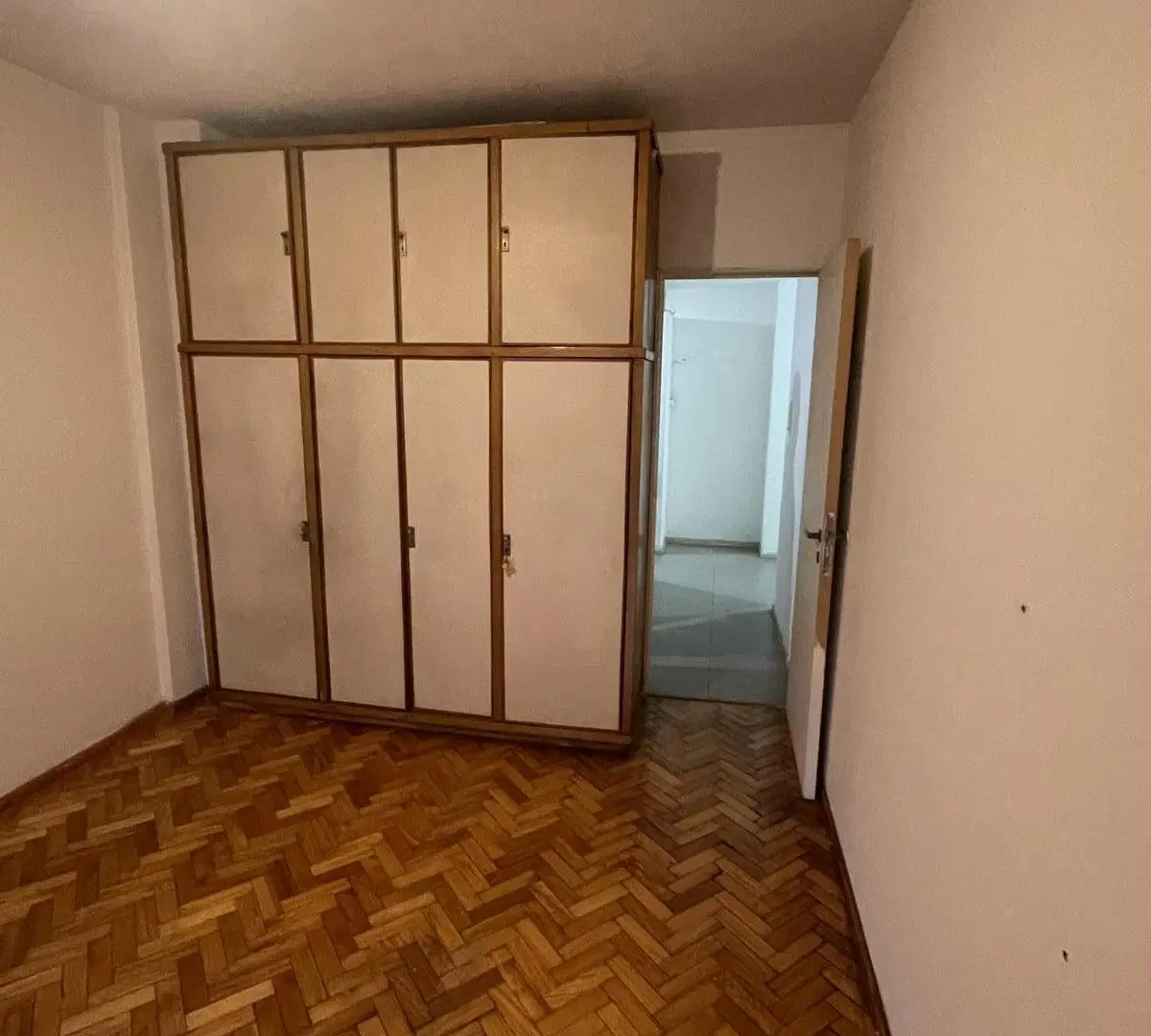 VENTA - 2 Ambientes con balcón - CABALLITO 2