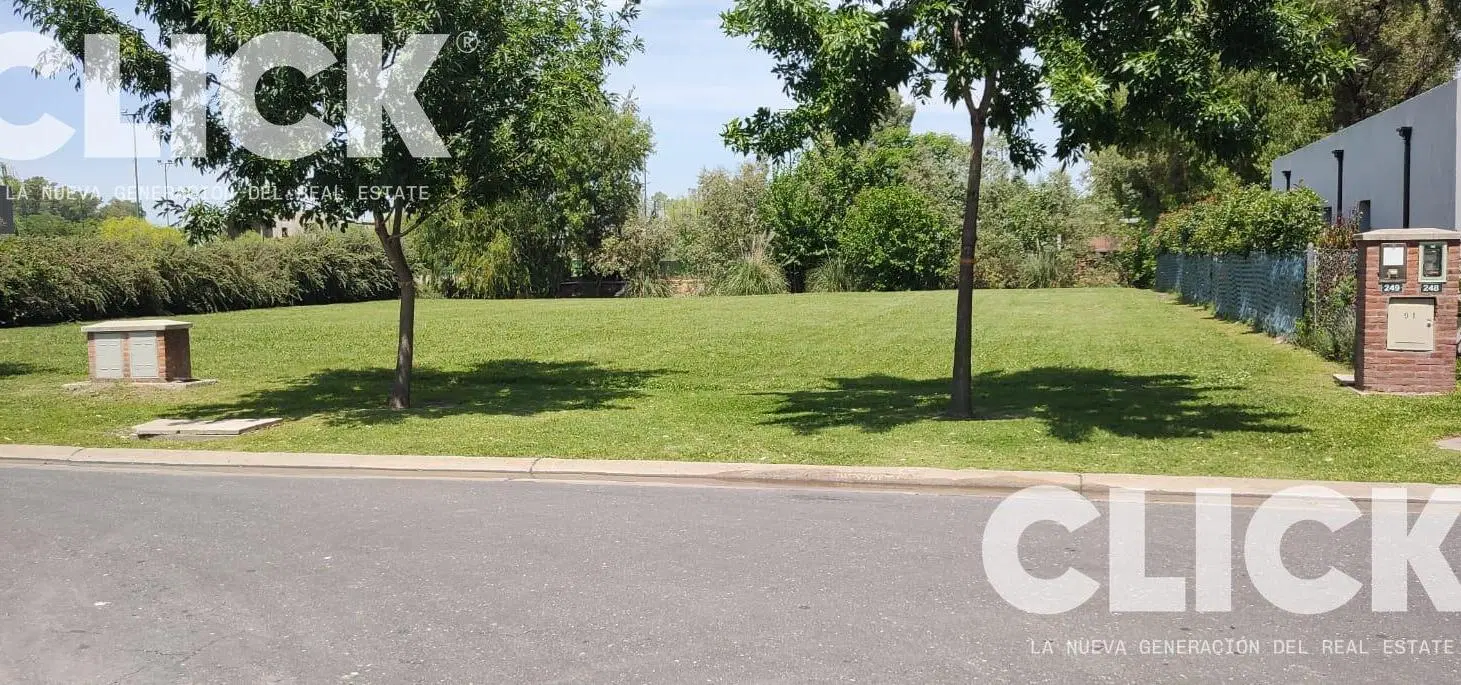 LOTE EN VENTA EN PILAR DEL ESTE, SANTA ELENA 2